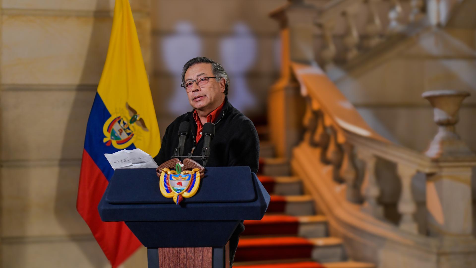 Alocución Presidencial presidente Petro Petro//Interceptaciones//Paro Camionero//Israel//Pegasus//Revista Alternativa