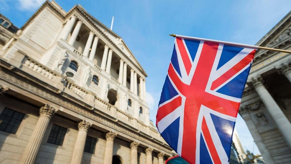 A contracorriente de la FED, el Banco de Inglaterra mantiene tipos de interés en 5 % A contracorriente de la FED, el Banco de Inglaterra mantiene tipos de interés en 5 %