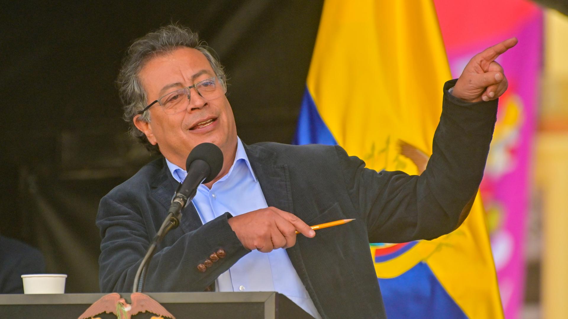 Gustavo Petro 16 Petro//Gustavo Petro//Casa de Nariño//Revista Alternativa