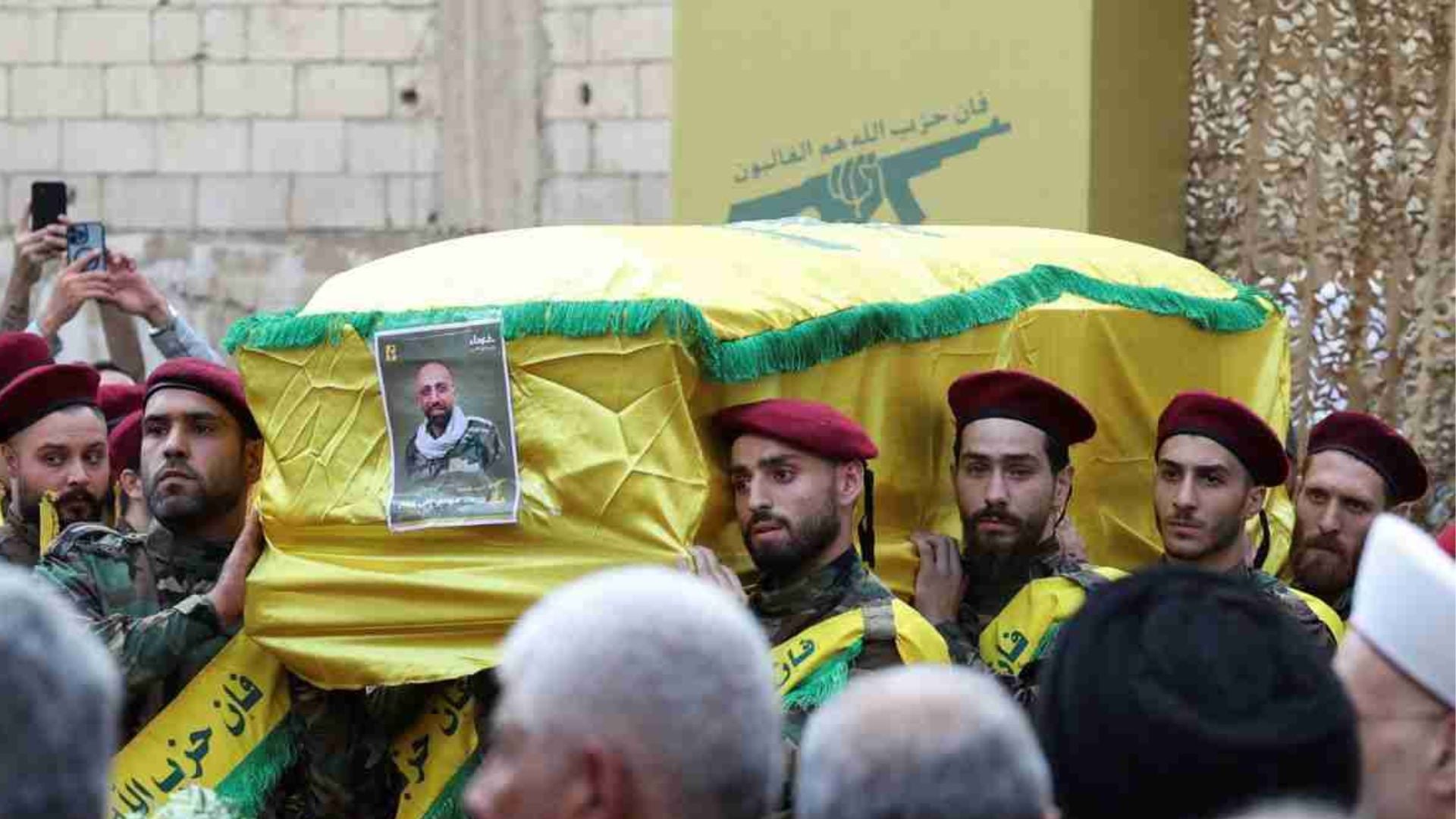 Funeral hezbollah Funeral//Hezbollah//Israel//Beepers//Revista Alternativa