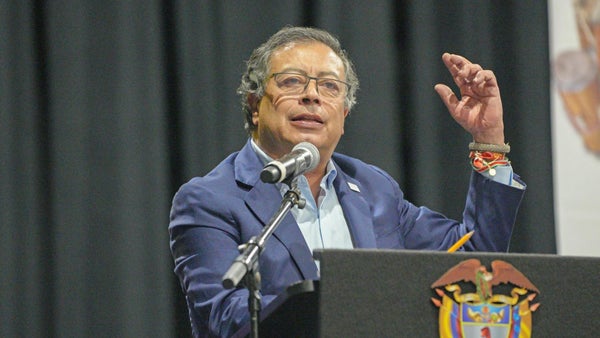 Sectores políticos reaccionaron a la decisión de CNE de investigar a la campaña de Petro