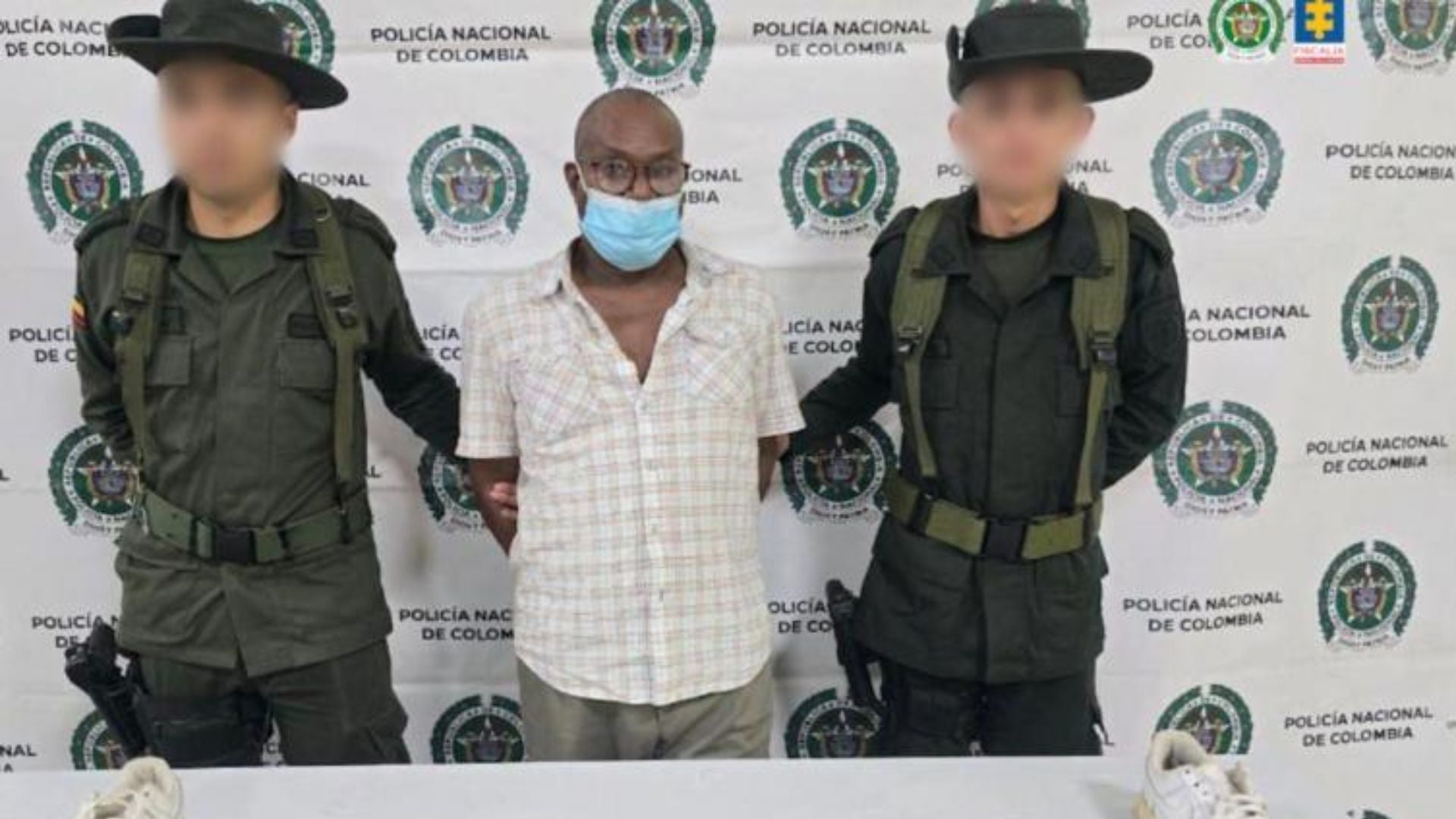 Dominicano detenido en Cartagena por llevar cocaína Dominicano/ detenido/ Cartagena/ aeropuerto/ cocaína/ droga/ Revista Alternativa / Noticias Caracol / RCN / WRadio / Caracol Radio / Redmas / lafm / Revista Semana / Infobae
