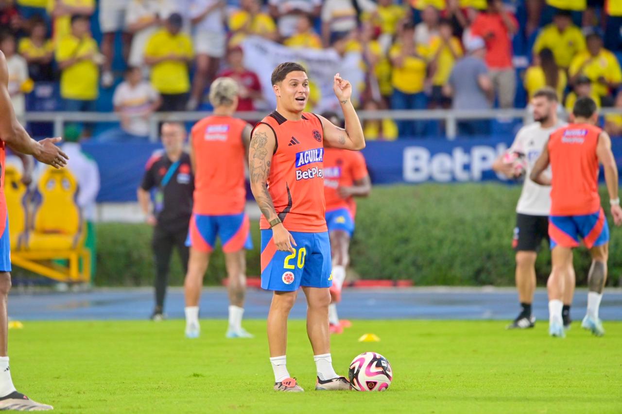 Ecuabet, titulares, estadio Metropolitano, fútbol, Colombia, partido, deporte, previa, equipo, jugadores, emoción, competencia, hinchas, evento deportivo, revista alternativa, noticias