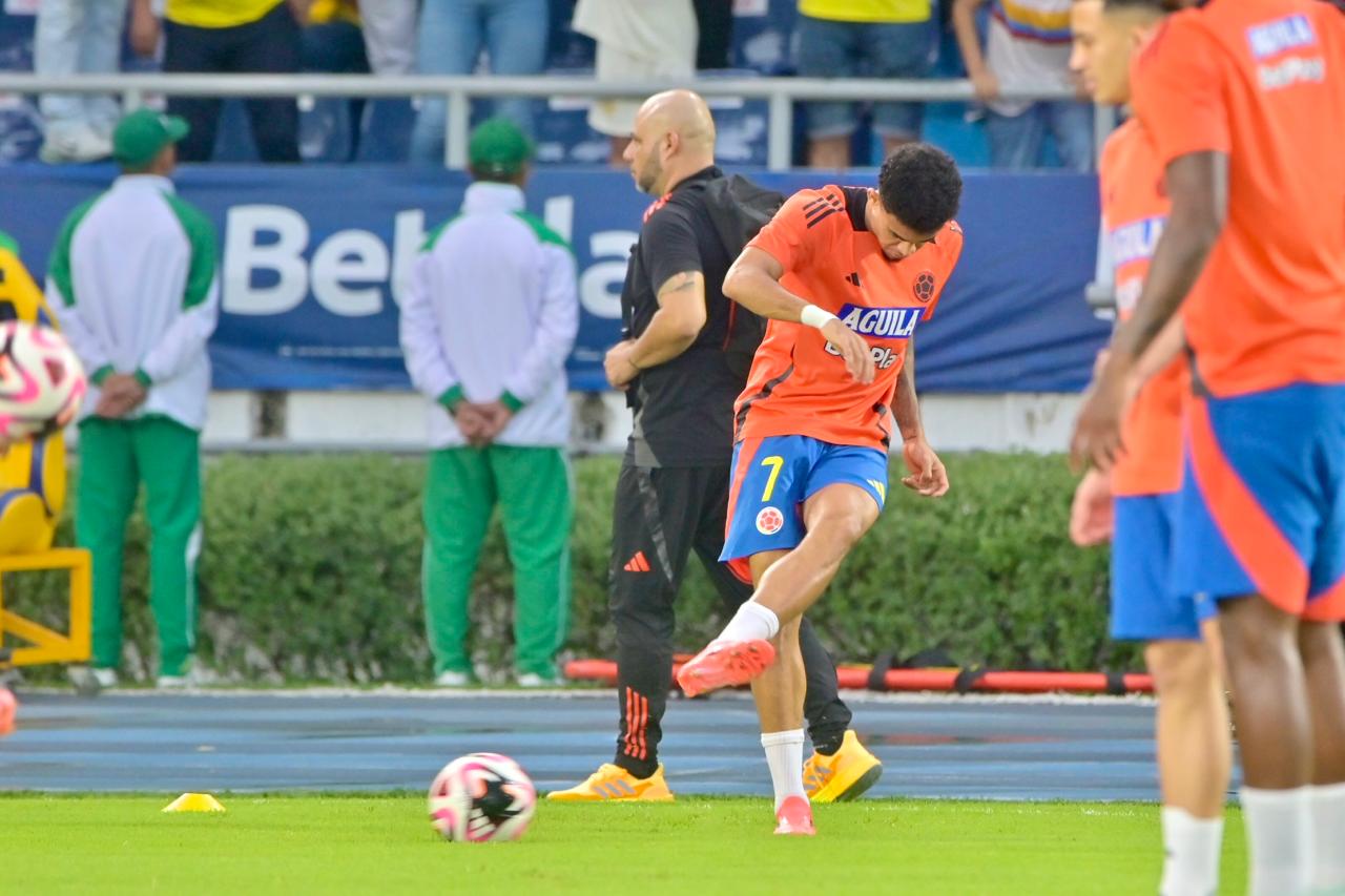 Ecuabet, titulares, estadio Metropolitano, fútbol, Colombia, partido, deporte, previa, equipo, jugadores, emoción, competencia, hinchas, evento deportivo, revista alternativa, noticias