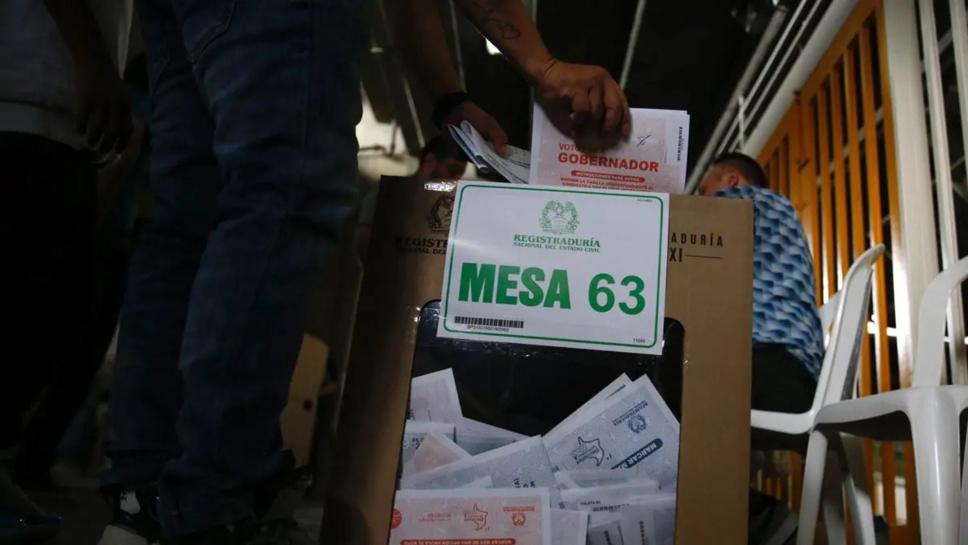 Elecciones// Mesa de votación// Misión de Observación Electoral// MOE// Reforma política// Revista Alternativa// Noticias Caracol// Noticias RCN// RCN Radio// La FM// Blu Radio// W Radio// Caracol Radio// Red Más Noticias// Revista Semana// Infobae// La Silla Vacía// La Razón// Las 2 Orillas//