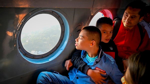 Volar en helicóptero: el sueño de 30 niños paisas en esta navidad Volar en helicóptero: el sueño de 30 niños paisas en esta navidad