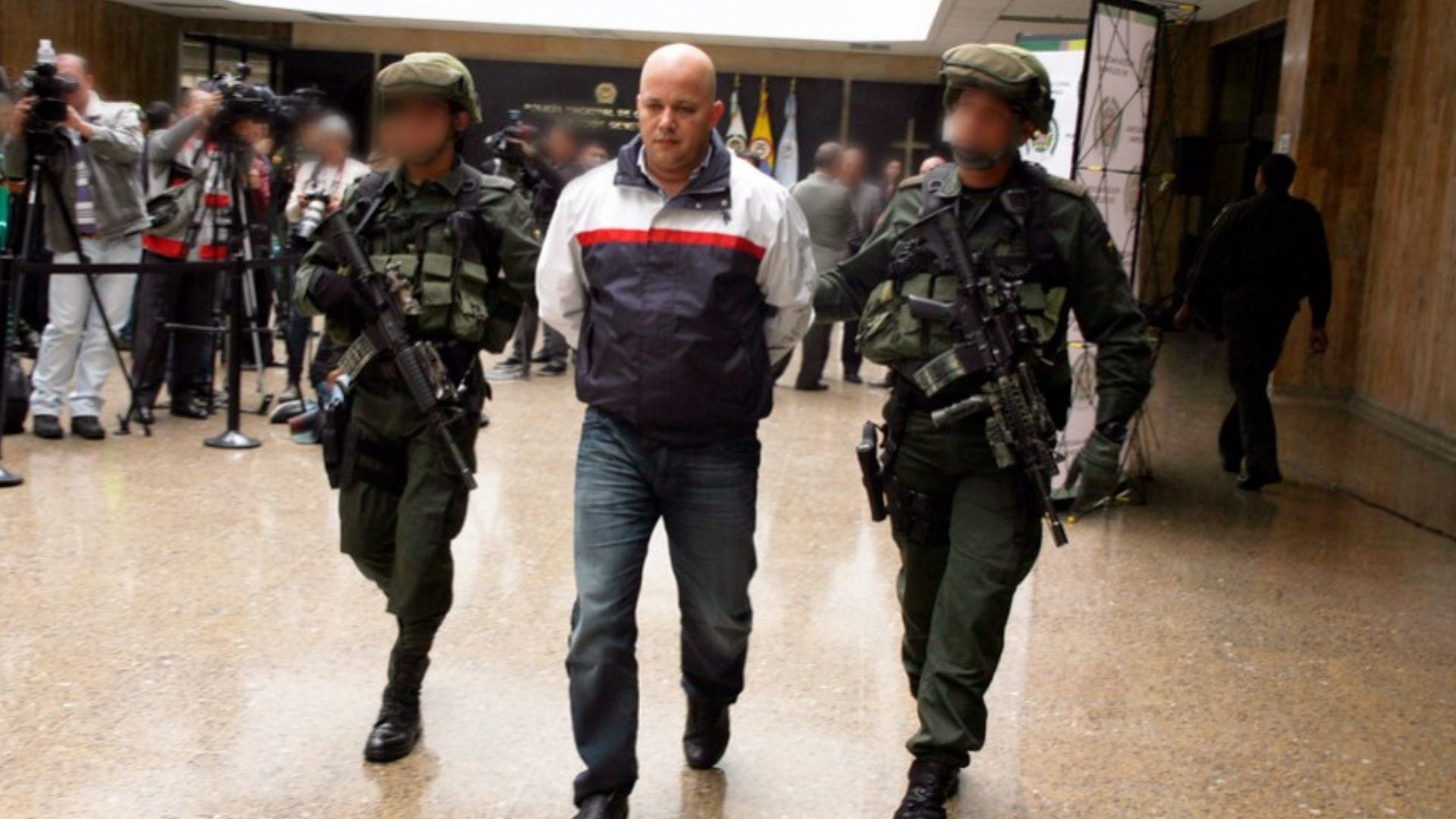 Rubén Giraldo, alias Raúl, sobrino de Hernán Giraldo 1 Rubén Giraldo// alias Raúl// sobrino de Hernán Giraldo// capturado// Palomino// La Guajira// Revista Alternativa// Noticias Caracol// Noticias RCN// RCN Radio// La FM// Blu Radio// W Radio// Caracol Radio// Red Más Noticias// Revista Semana// Infobae// La Silla Vacía// La Razón// Las 2 Orillas//