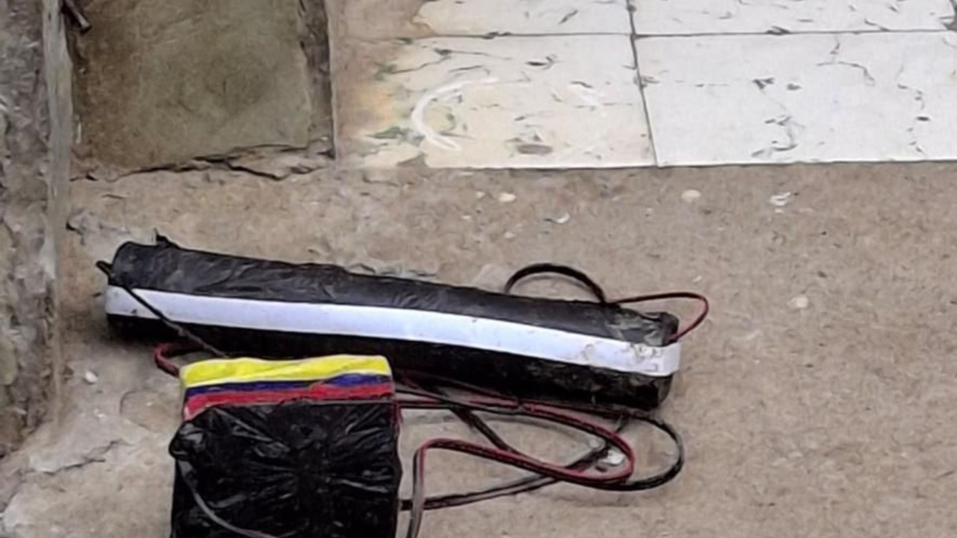 Jambaló// Cauca// explosivo// iglesia// disidencias// Farc// orden público// conflicto armado// violencia// Revista Alternativa// Noticias Caracol// Noticias RCN// RCN Radio// La FM// Blu Radio// W Radio// Caracol Radio// Red Más Noticias// Revista Semana// Infobae// La Silla Vacía// La Razón// Las 2 Orillas//