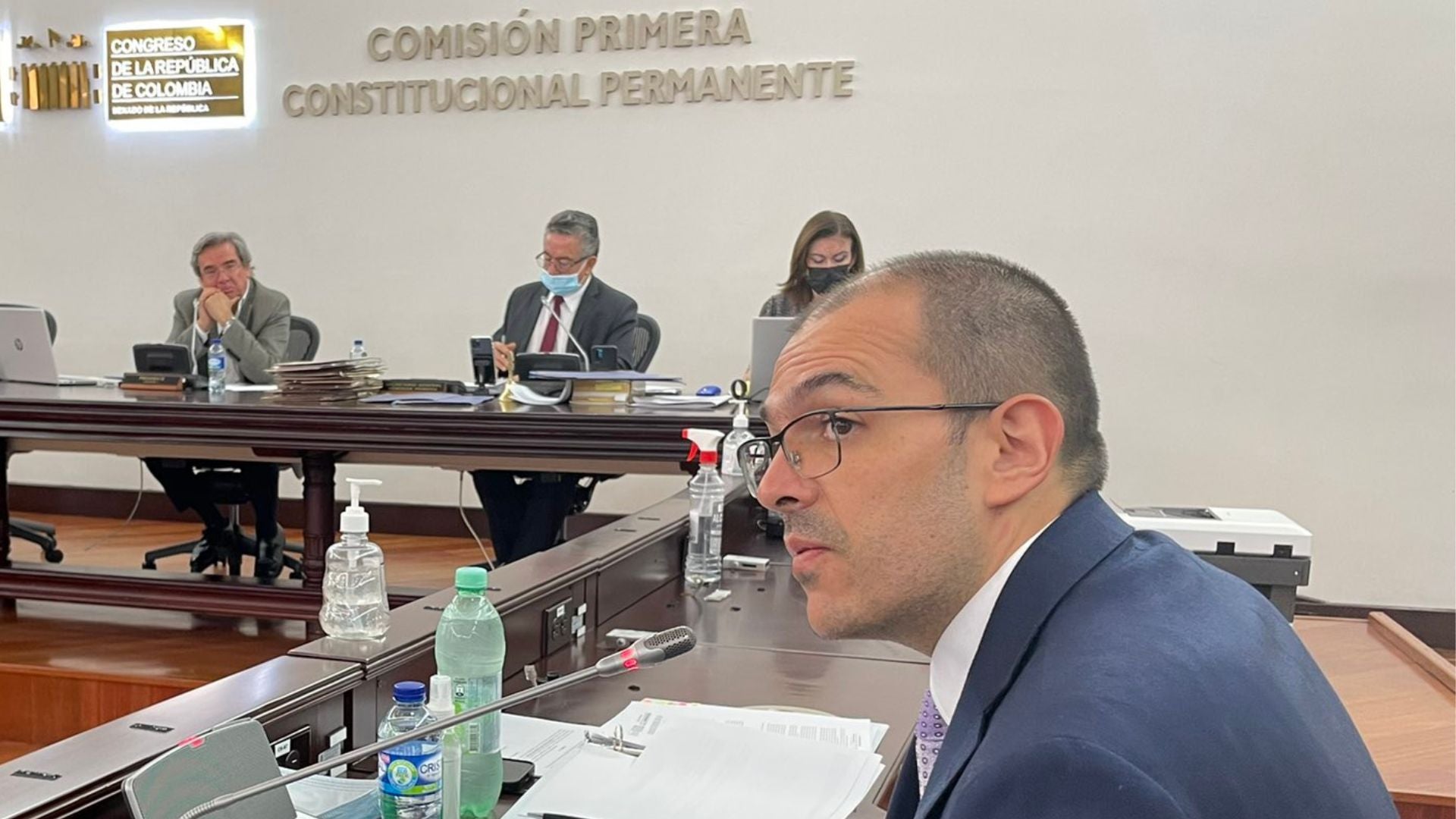 Santiago Valencia González// secretario hacienda// Antioquia// renuncia// candidato// Congreso// Revista Alternativa// Noticias Caracol// Noticias RCN// RCN Radio// La FM// Blu Radio// W Radio// Caracol Radio// Red Más Noticias// Revista Semana// Infobae// La Silla Vacía// La Razón// Las 2 Orillas//