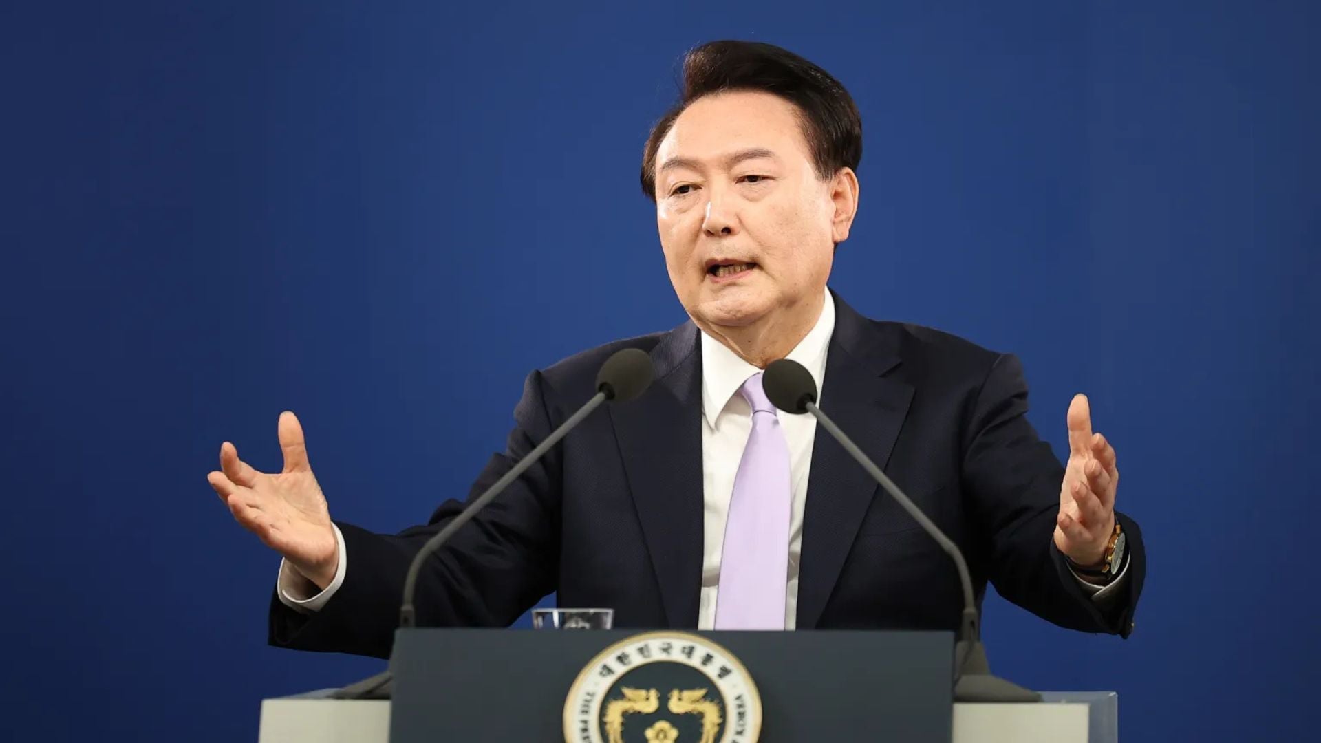 El presidente de Corea del Sur, Yoon Suk Yeol el 7 de noviembre de 2024 Presidente// Corea del Sur// Yoon Suk Yeol// Revista Alternativa// Noticias Caracol// Noticias RCN// RCN Radio// La FM// Blu Radio// W Radio// Caracol Radio// Red Más Noticias// Revista Semana// Infobae// La Silla Vacía// La Razón// Las 2 Orillas//