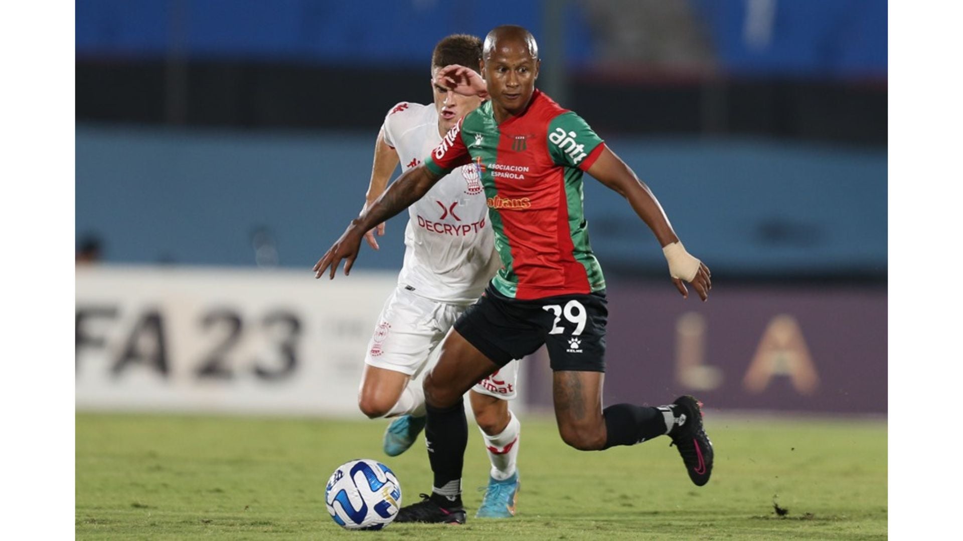 Futbolista uruguayo Mathias Acuña del Club Mushuc Runa de Ambato, Ecuador Futbolista// Matías Acuña// suicidio// Ambato// Ecuador// Uruguay// Revista Alternativa// Noticias Caracol// N oticias RCN// RCN Radio// La FM// Blu Radio// W Radio// Caracol Radio// Red Más Noticias// Revista Semana// Infobae// La Silla Vacía// La Razón// Las 2 Orillas// Valora Analitik//