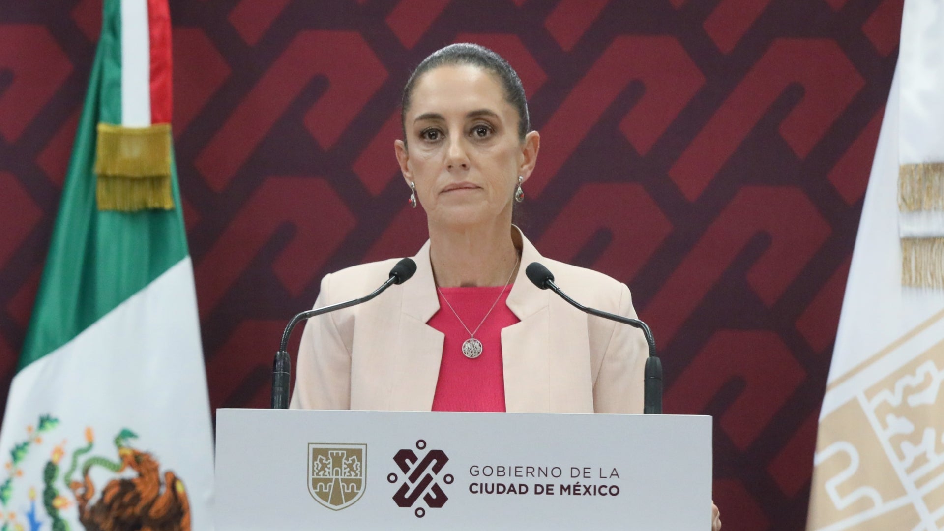 Claudia Sheinbaum (1) Claudia Sheinbaum / Donald Trump / América / Mexicana / Estados Unidos / Revista Alternativa / Noticias Caracol / RCN / Noticias RCN / WRadio / Caracol Radio / Redmas / lafm / Revista Semana / Infobae/ Pulzo