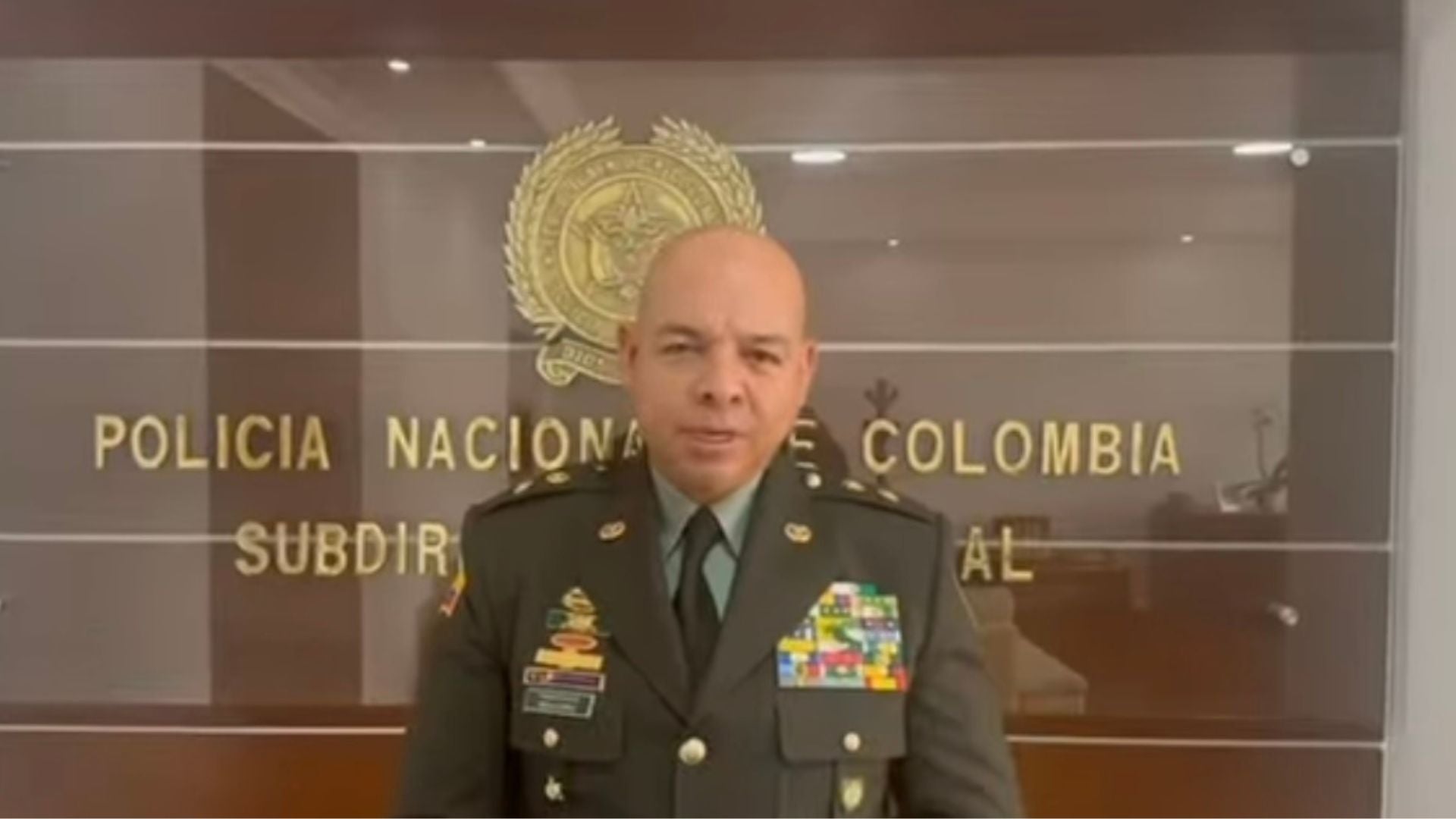 Nicolás Zapata, subdirector de la Policía Nacional Nicolás Zapata// subdirector// Policía Nacional// Revista Alternativa// Noticias Caracol// Noticias RCN// RCN Radio// La FM// Blu Radio// W Radio// Caracol Radio// Red Más Noticias// Revista Semana// Infobae// La Silla Vacía// La República// La Razón// Las 2 Orillas// Valora Analitik//