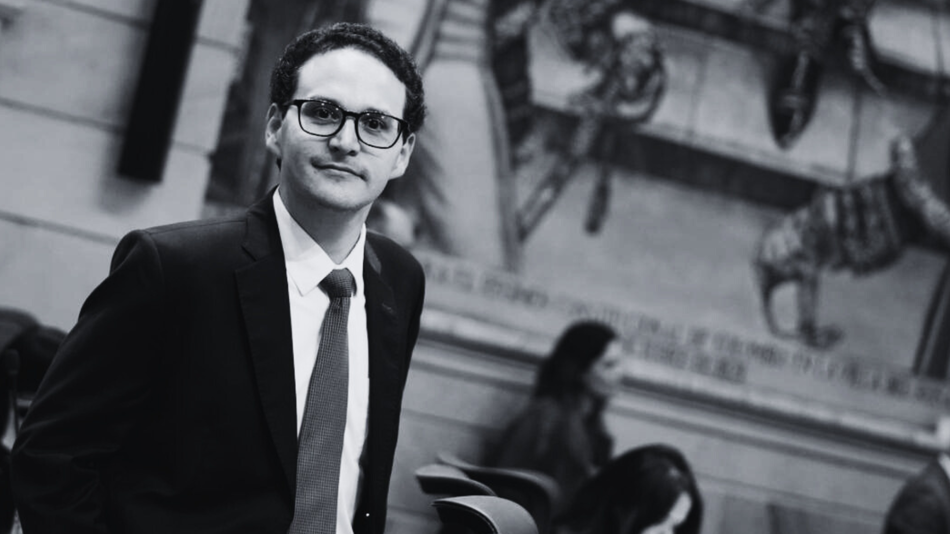 Andrés Felipe Caballero//Revista Alternativa//Opinion//Bodegas//Petro