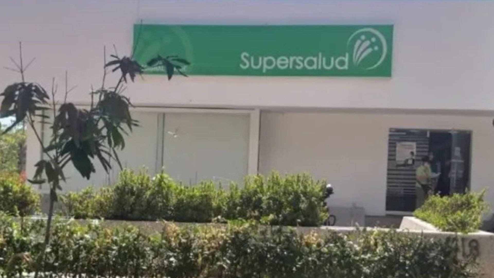Superintendencia de Salud// Supersalud// Revista Alternativa// Noticias Caracol// Noticias RCN// RCN Radio// La FM// Blu Radio// W Radio// Caracol Radio// Red Más Noticias// Revista Semana// Infobae// La Silla Vacía// La Razón// Las 2 Orillas//