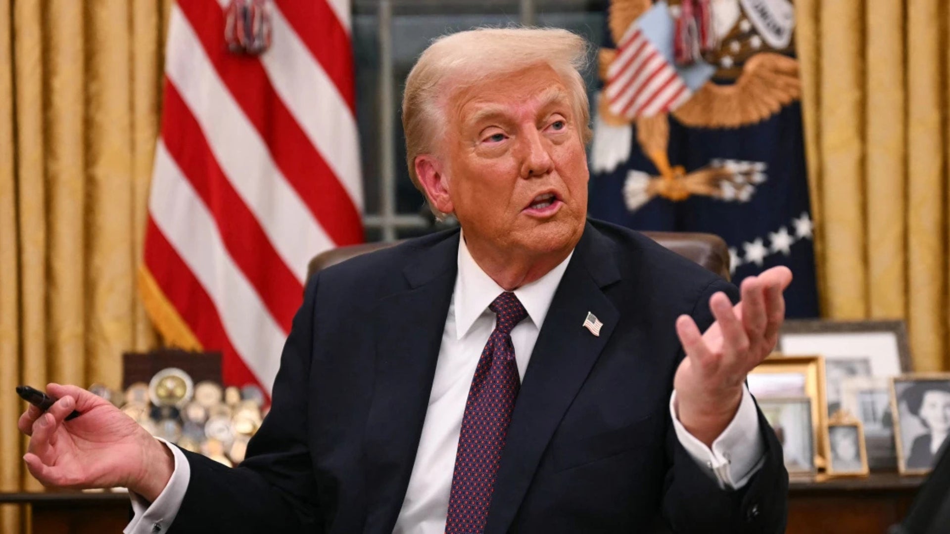 Donald Trump Oval Office Donald Trump / cierre / oficinas / Movilidad Segura / Latinoamérica / migración legal / refugiados / Revista Alternativa / Noticias Caracol / RCN / Noticias RCN / WRadio / Caracol Radio / Redmas / lafm / Revista Semana / Infobae/ Pulzo