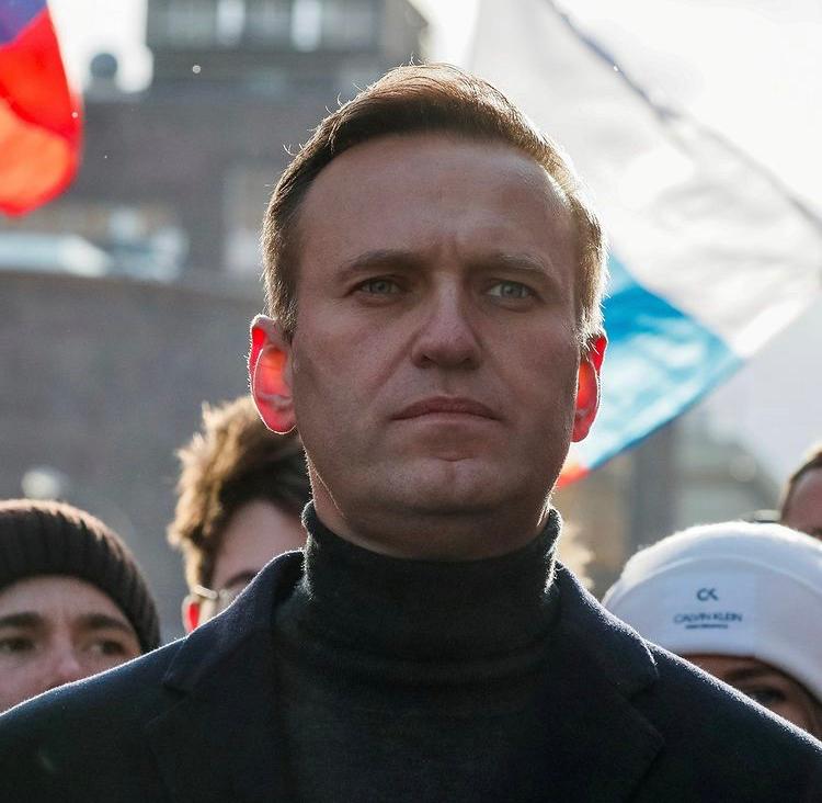 Condenan al opositor ruso Alexei Navalny a tres años y medio de prisión