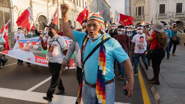 Pedro Castillo ya no puede salir del poder por la puerta grande