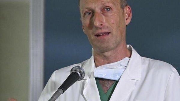 El papa Francisco fue operado con éxito y sin complicaciones El papa Francisco fue operado con éxito y sin complicaciones