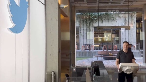 Twitter afronta demanda de exempleados que reclaman 500 millones en indemnizaciones